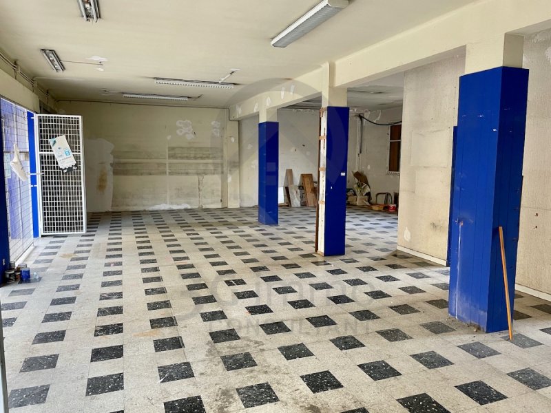 Local Commercial à Ajaccio (20090)