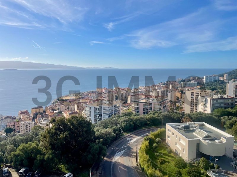 Appartement à Ajaccio (20000)