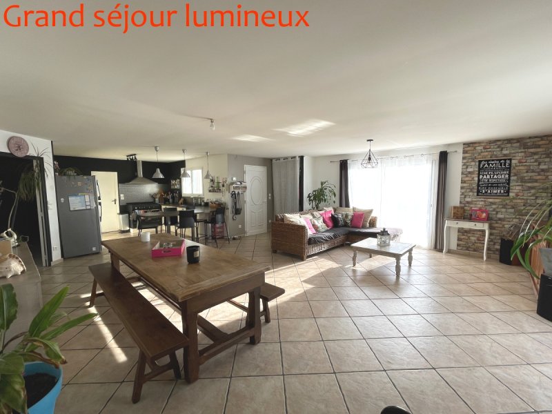Maison à Grosbreuil (85440)