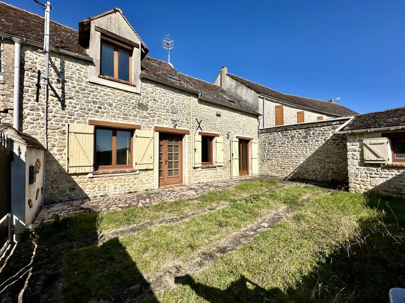 Maison à Souppes-Sur-Loing (77460)