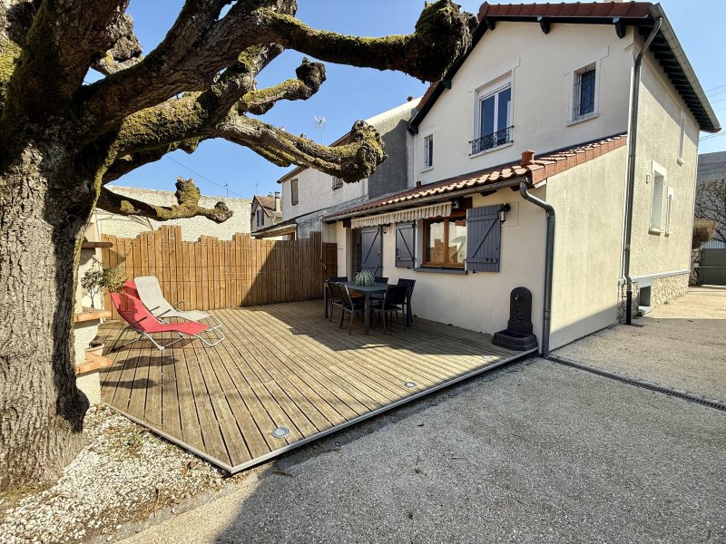 Maison à Dammarie-Les-Lys (77190)