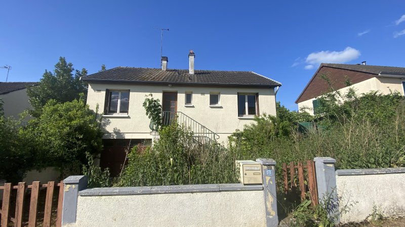 Maison à Coulans-Sur-Gée (72550)