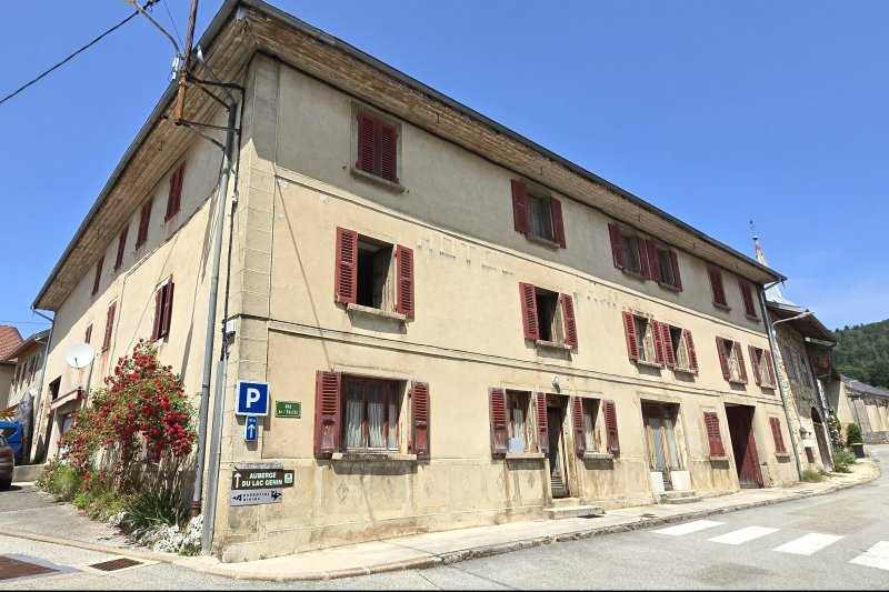 Immeuble à Charix (01130)