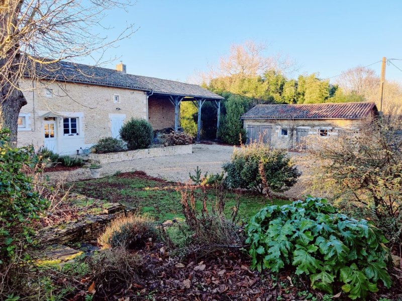 Maison à Rom (79120)