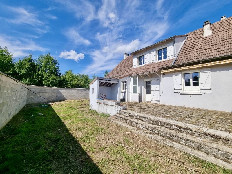 Maison à Saint-Pierre-lès-Nemours (77140) - Photo 2