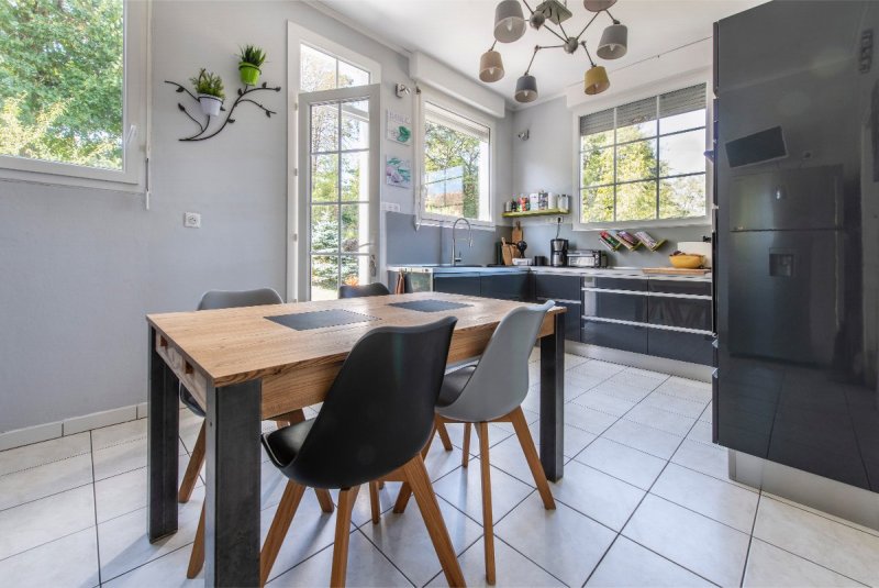 Maison à Saint-Pierre-lès-Nemours (77140) - Photo 5