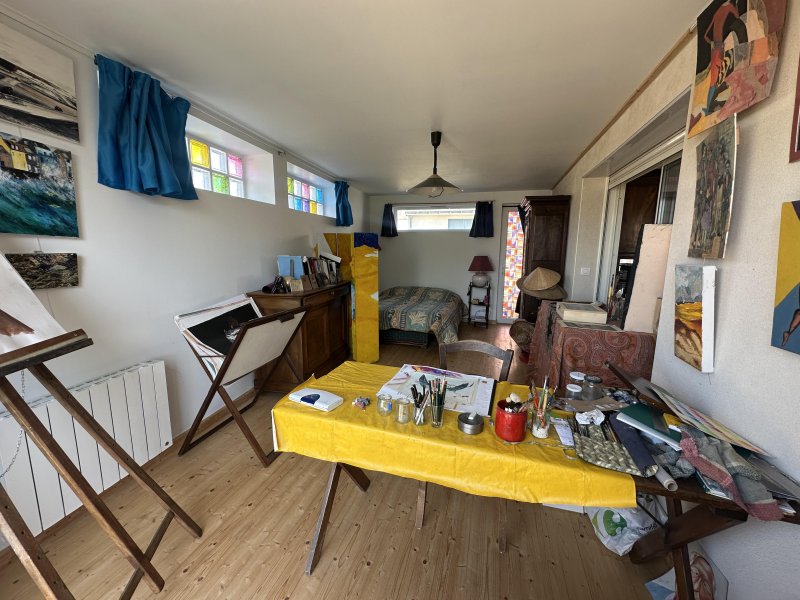 Photo 8
