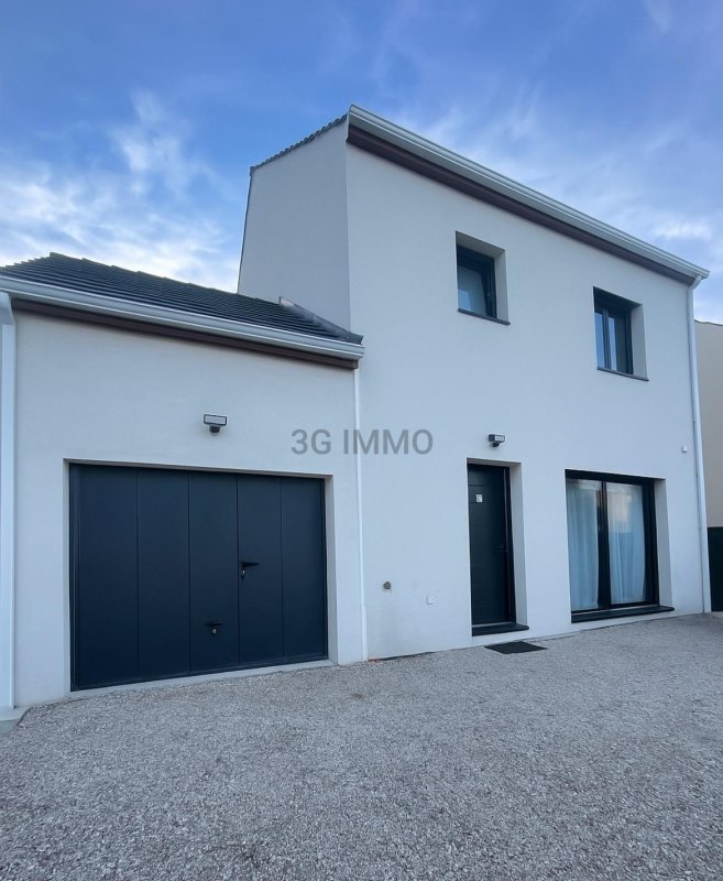 Maison à Champagne-Sur-Seine (77430)