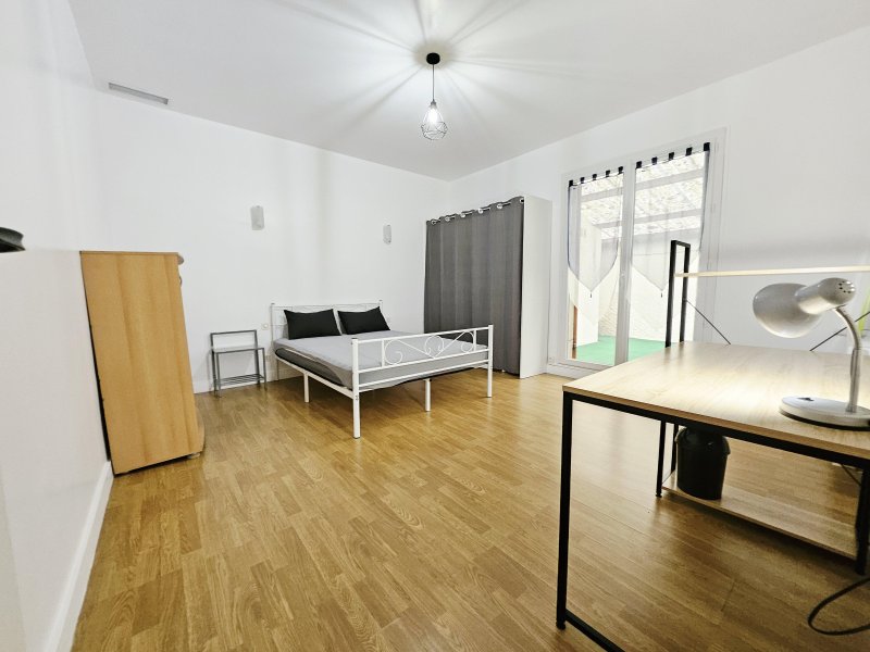 Photo 11
